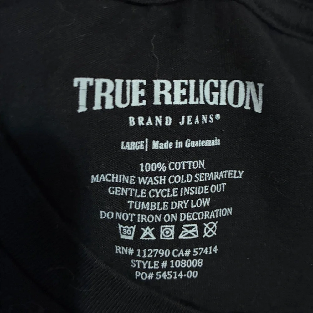 True Religion Men’s Graphic T-shirt Black red Short sleeves Size L NWOT